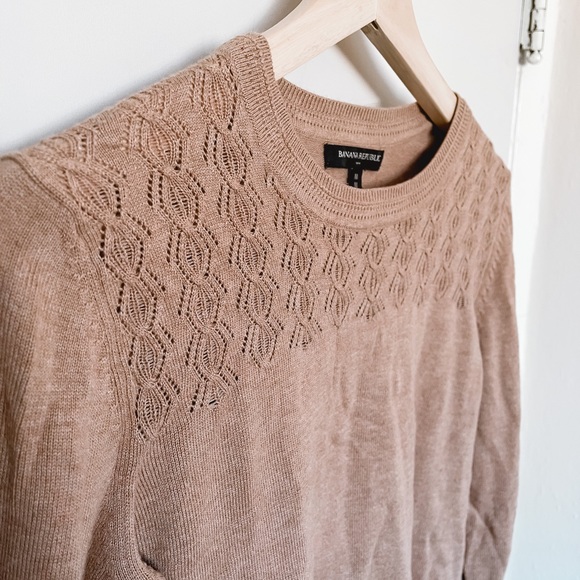 Banana Republic crewneck knit sweater 🤎 - Picture 5 of 5